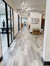 Valley Point (D10), Retail #457604541